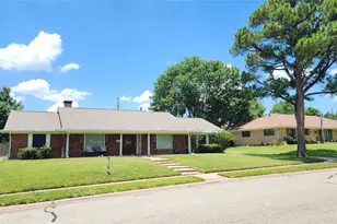 1601 Yarborough Dr, Sherman, TX 75092 - Photo 4