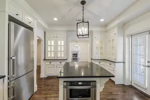 3609 Park Hill Dr, Fort Worth, TX 76109 - Photo 14