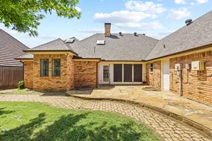 504 Evergreen Dr, Hurst, TX 76054 - Photo 24