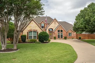 833 Shady Meadow Dr, Highland Village, TX 75077 - Photo 1