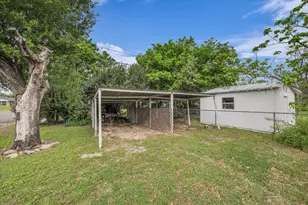 1525 Crow Dr, Waco, TX 76705 - Photo 22
