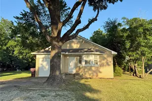 1130 S Buffalo St, Canton, TX 75103 - Photo 1