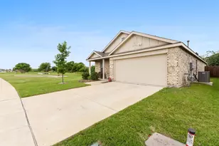 900 Odlozil Ln, Ennis, TX 75119 - Photo 4