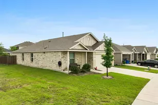 900 Odlozil Ln, Ennis, TX 75119 - Photo 2
