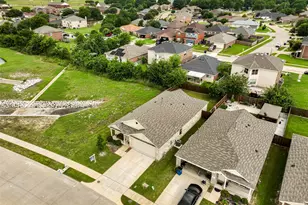 900 Odlozil Ln, Ennis, TX 75119 - Photo 26