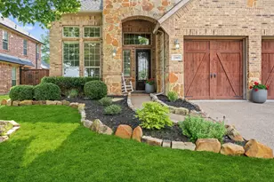 12445 Pleasant Hill Ln, Frisco, TX 75033 - Photo 2