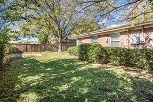 6912 Wake Forrest Dr, Dallas, TX 75214 - Photo 30
