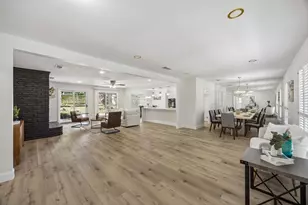 904 Shelley Dr, Arlington, TX 76012 - Photo 2