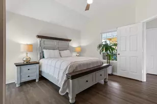 10923 Gable Cir, Dallas, TX 75229 - Photo 14