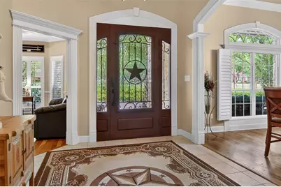 7402 Hampton Drive, Granbury, TX 76049 - Photo 6