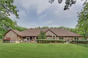 7402 Hampton Dr, Granbury, TX 76049 - Photo 36