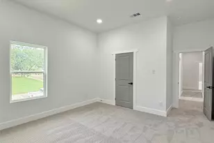 208 Silverleaf Dr, Fort Worth, TX 76112 - Photo 24