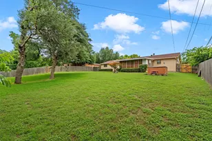 733 Arliss Dr, Woodway, TX 76712 - Photo 22