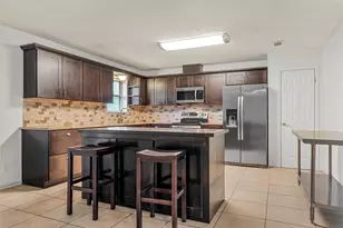 733 Arliss Dr, Woodway, TX 76712 - Photo 8