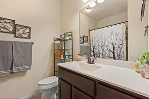 8901 Hillview Dr, Godley, TX 76044 - Photo 22