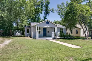606 W High St, Terrell, TX 75160 - Photo 2