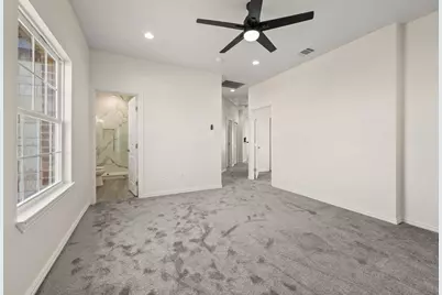 828 Mallard Pointe Drive, Grand Prairie, TX 75104 - Photo 26