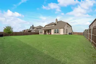 1042 Elmwood Dr, Justin, TX 76247 - Photo 28