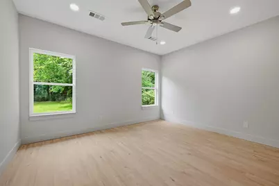 110 W Hull Street, Denison, TX 75021 - Photo 22