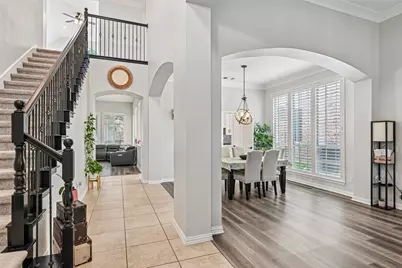 837 Moss Cliff Circle, McKinney, TX 75071 - Photo 2