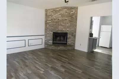 6936 Laurelhill Court N, Fort Worth, TX 76133 - Photo 2