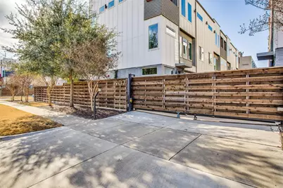 1907 Summit Avenue #3, Dallas, TX 75206 - Photo 1