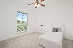 9221 Avery Ranch Way, Justin, TX 76247 - Photo 18