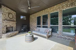 9221 Avery Ranch Way, Justin, TX 76247 - Photo 26