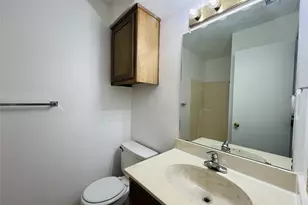929 W Hickory St, Denton, TX 76201 - Photo 16