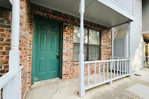 929 W Hickory St, Denton, TX 76201 - Photo 2