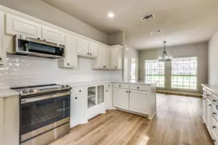 9986 Copeland Pl, Pilot Point, TX 76258 - Photo 6