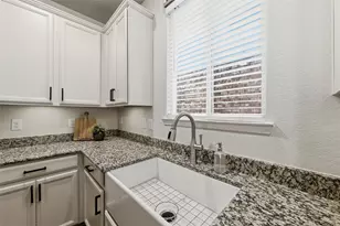 2341 Parda Alpina Ln, Fort Worth, TX 76131 - Photo 14