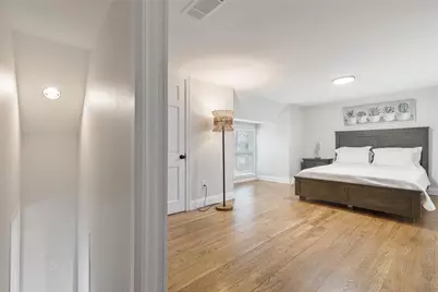4535 Calmont Avenue, Fort Worth, TX 76107 - Photo 14