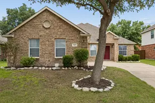 1551 Cedar Springs Dr, Allen, TX 75002 - Photo 2
