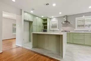 6327 Town Hill Ln, Dallas, TX 75214 - Photo 10
