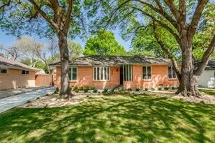 6327 Town Hill Ln, Dallas, TX 75214 - Photo 1