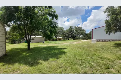 915 W Hwy 84 Highway W, Mullin, TX 76864 - Photo 6