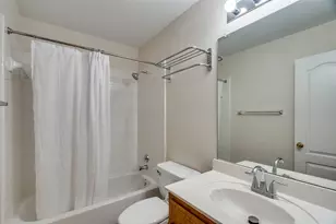 6302 Hidden Springs, Garland, TX 75044 - Photo 10