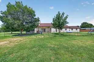 1958 Crockett St, Sanger, TX 76266 - Photo 30
