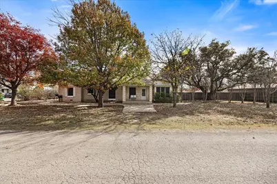 206 N Bouldin Street, Hamilton, TX 76531 - Photo 2