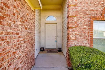 2230 Cancun Drive, Mansfield, TX 76063 - Photo 2