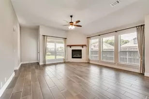 1941 Silverleaf Dr, Glenn Heights, TX 75154 - Photo 20