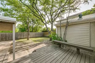 6545 Winton St, Dallas, TX 75214 - Photo 20