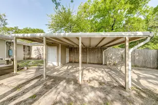 6545 Winton St, Dallas, TX 75214 - Photo 22