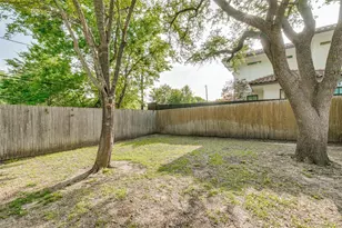 6545 Winton St, Dallas, TX 75214 - Photo 24