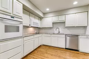 6545 Winton St, Dallas, TX 75214 - Photo 12