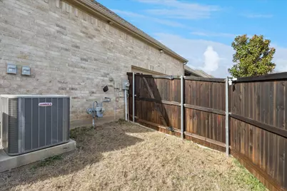 6928 Heather Lane, North Richland Hills, TX 76182 - Photo 24