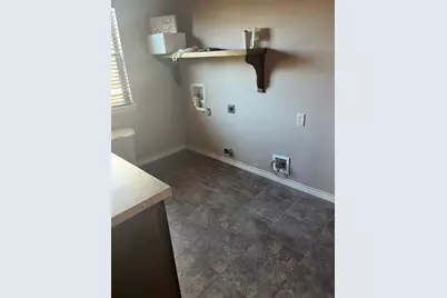 1310 N Mesquite Street N, Goldthwaite, TX 76844 - Photo 6