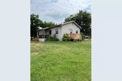 1310 N Mesquite Street N, Goldthwaite, TX 76844 - Photo 1