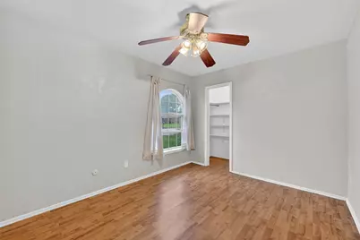 910 Kerry Street, Benbrook, TX 76126 - Photo 22